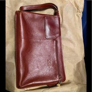 Nicole Miller Clutch Purse Leather NWOT. with Protective bag